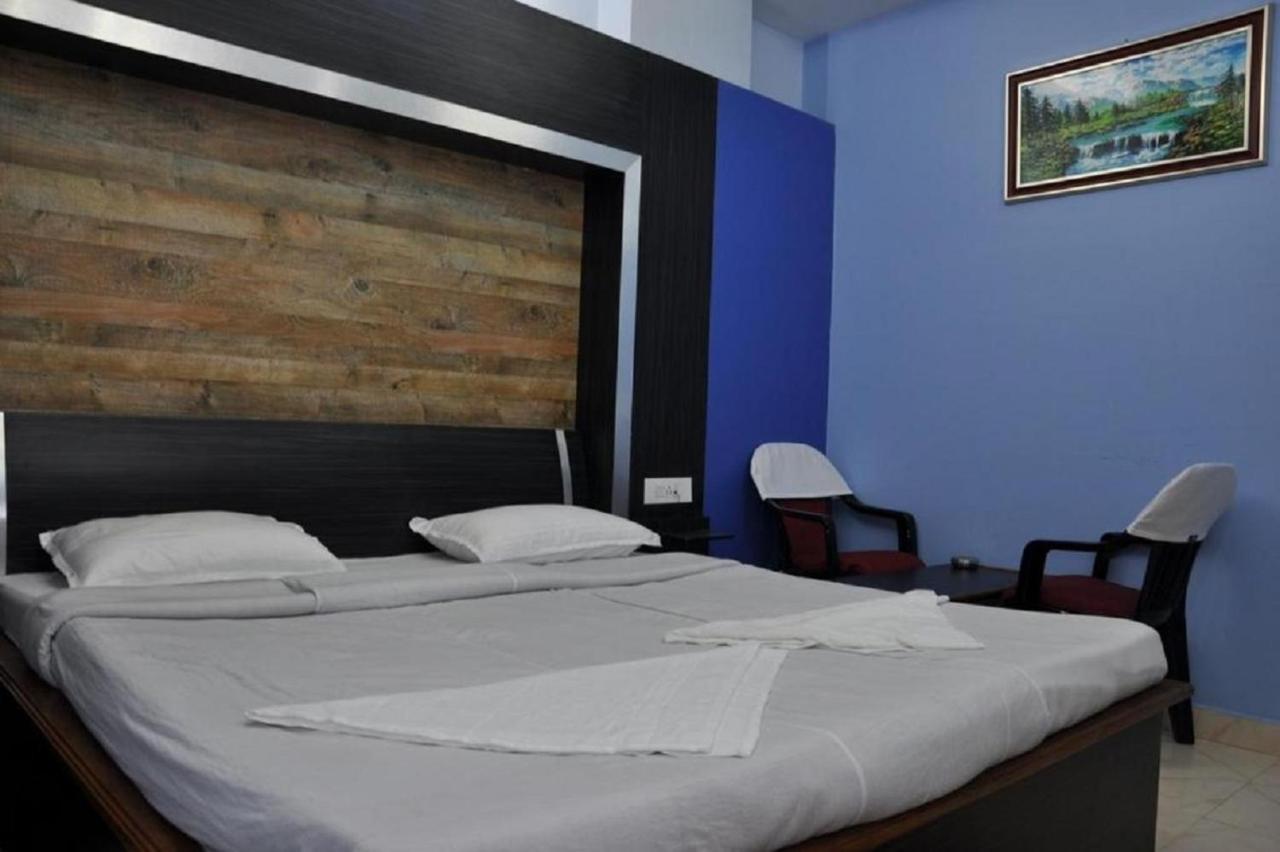 Hotel Barbareek Shillong Exterior foto