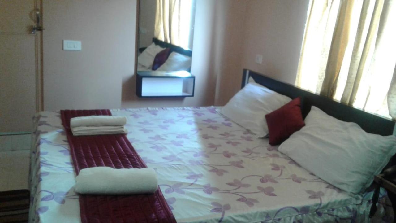 Hotel Barbareek Shillong Exterior foto