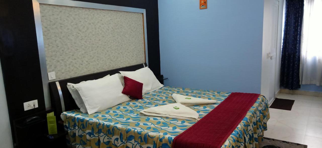 Hotel Barbareek Shillong Exterior foto