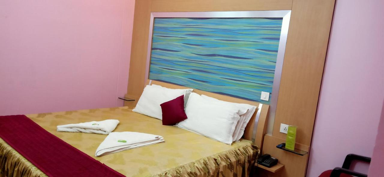 Hotel Barbareek Shillong Exterior foto