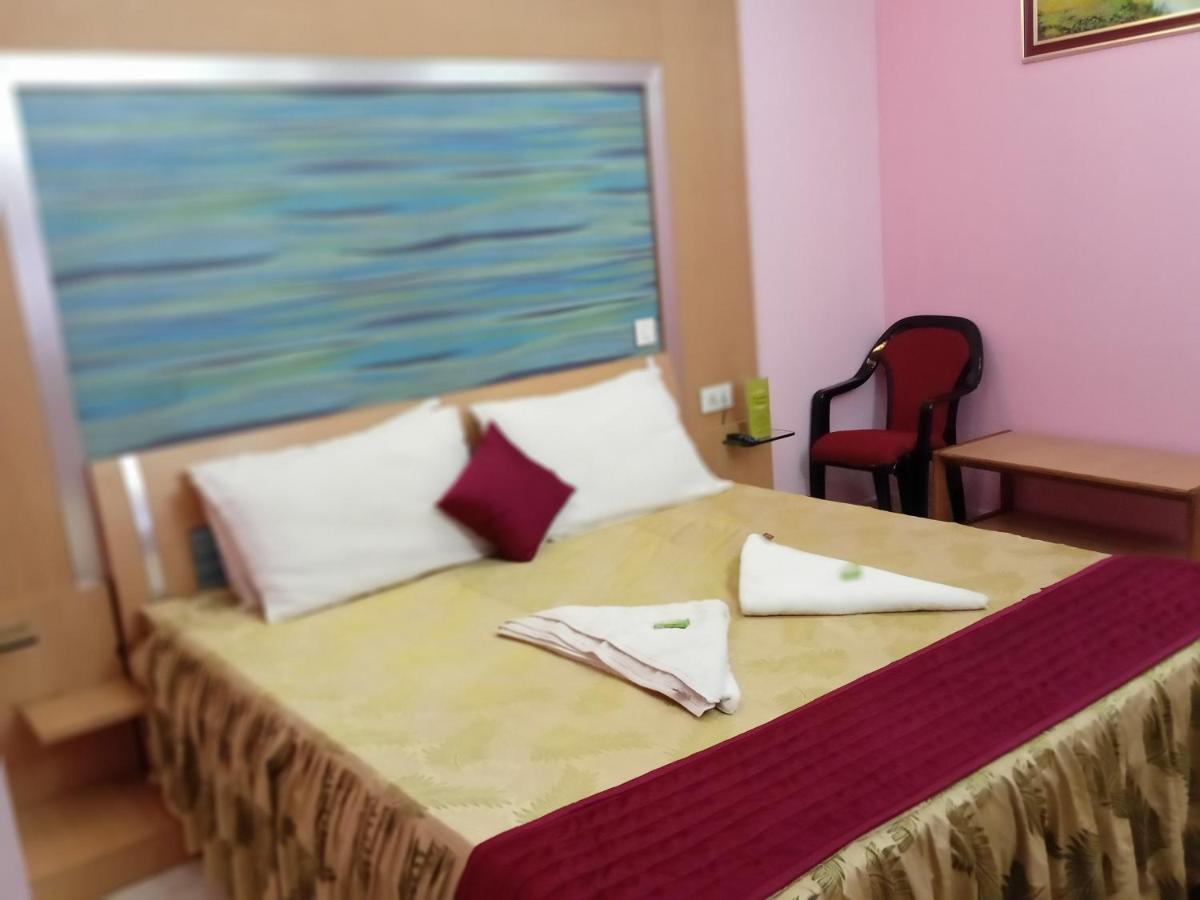 Hotel Barbareek Shillong Exterior foto