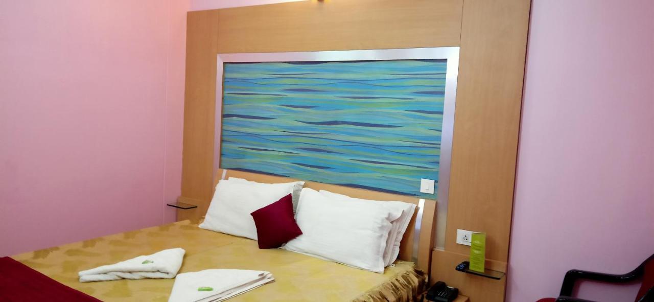 Hotel Barbareek Shillong Exterior foto