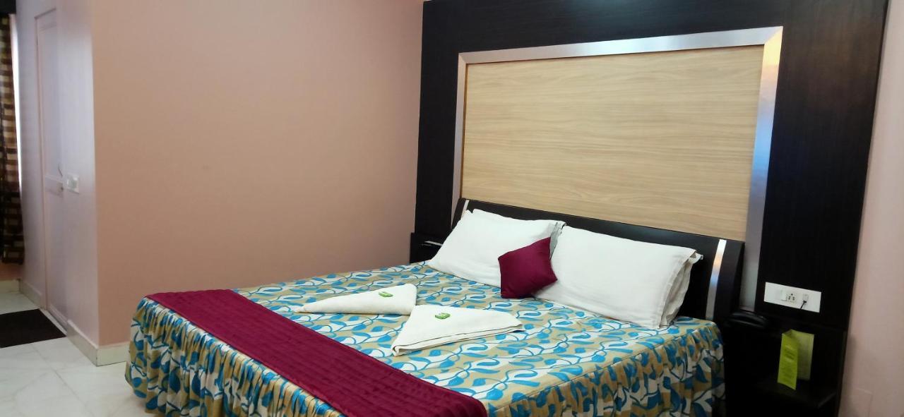 Hotel Barbareek Shillong Exterior foto