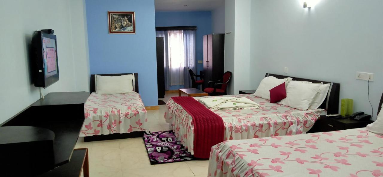 Hotel Barbareek Shillong Exterior foto